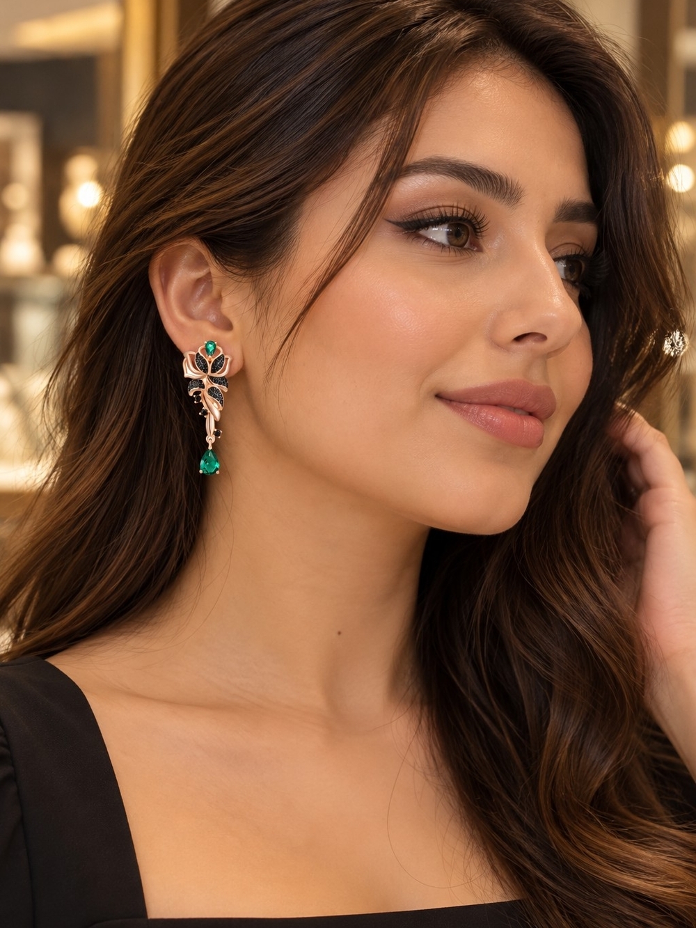 Green & Black Dangle Earrings Like New